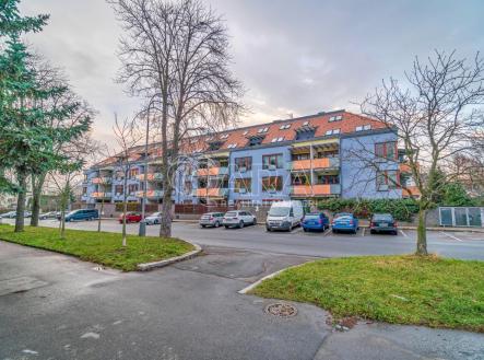 Pronájem bytu, 3+kk, 70 m² obrázek