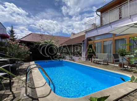 Prodej - dům/vila, 230 m² obrázek