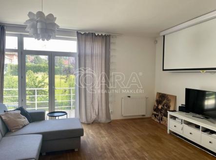 Pokoj | Pronájem - dům/vila, 300 m²