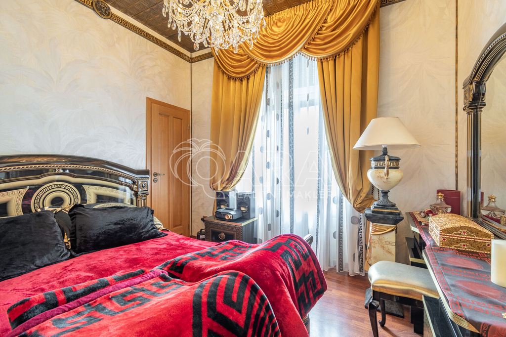 dlc-2907-hdr.jpg