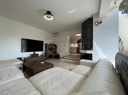 fotografie | Pronájem - dům/vila, 245 m²