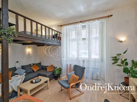 prodej-byt-podskalska-www-osobnirealitnimakler-cz-ondrej-kucera-02.jpg | Pronájem bytu, 1+kk, 32 m²