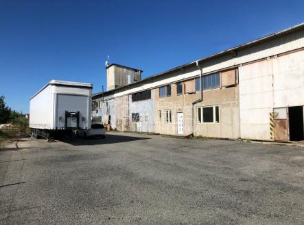 20230914140344-700.jpg | Pronájem - skladovací prostor, 823 m²