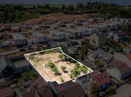 Prodej - pozemek pro bydlení, 1 066 m²