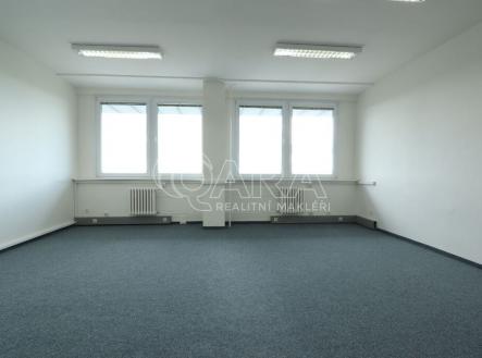 Pronájem - kanceláře, 185 m²