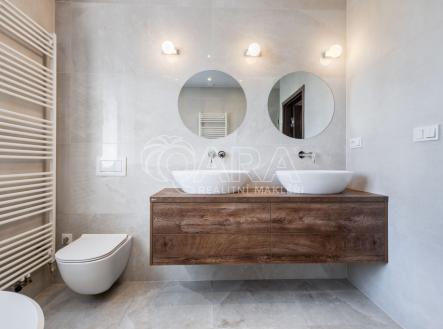 lm-4103.jpg | Prodej - dům/vila, 460 m²