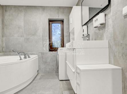 Prodej bytu, 5+kk, 166 m² obrázek