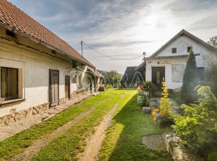 nemovitost | Prodej - dům/vila, 102 m²