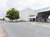 Pronájem - skladovací prostor, 674 m²