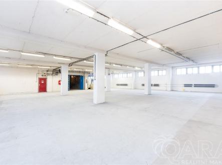 fotografie | Pronájem - skladovací prostor, 674 m²