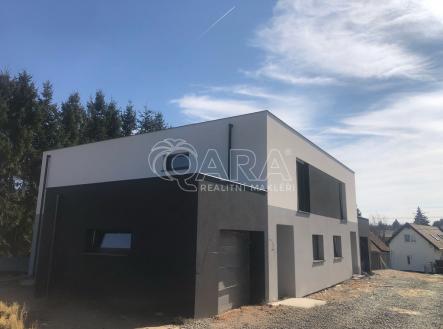 foto1.jpg | Prodej - dům/vila, 175 m²