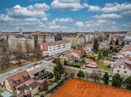 Pozemek 528 m2 | Prodej - dům/vila, 150 m²