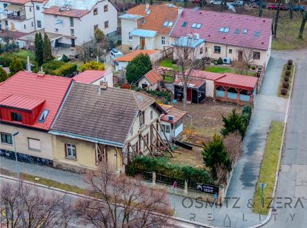 Pozemek 528 m2 | Prodej - dům/vila, 150 m²