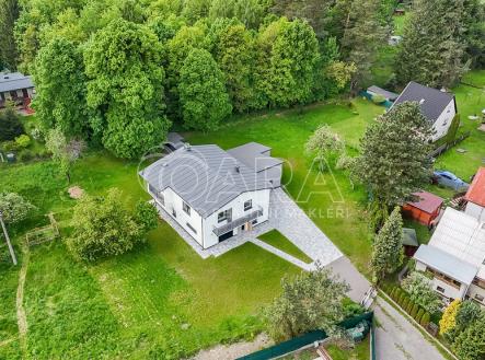 3-2.jpg | Prodej - dům/vila, 220 m²