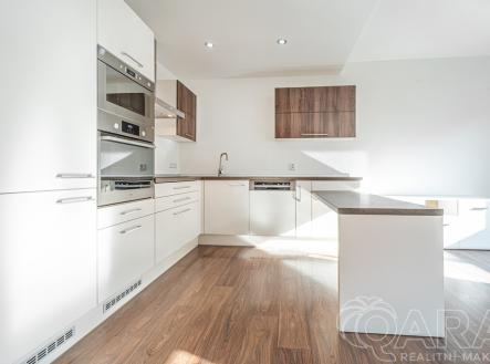 foto-zbuzany-9.jpg | Prodej bytu, 1+kk, 41 m²