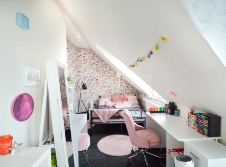 dsc-0111-2.jpg | Prodej - nájemní dům, 222 m²