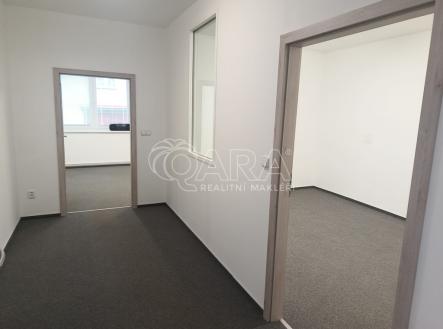img-20250314-wa0023.jpg | Pronájem - kanceláře, 103 m²