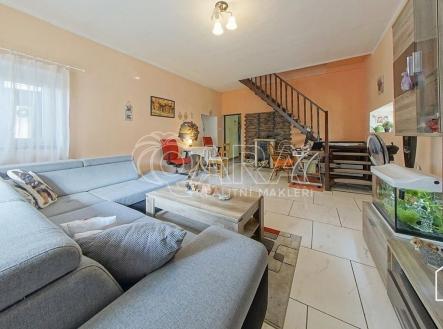 99c7cf27c6fd66ad70dd2f75f93f941d.jpeg | Prodej - dům/vila, 134 m²