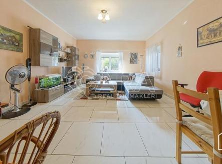 2bafc4b4c511efae439e85ea685e2ad4.jpeg | Prodej - dům/vila, 134 m²