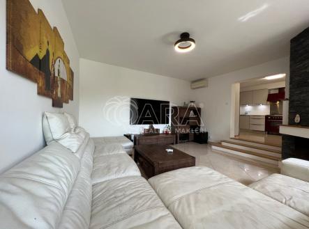 Prodej - dům/vila, 322 m² obrázek