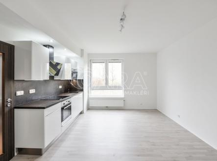 pronajem-byty-1-kk-33-m2-praha-uhrineves-001-50bca5.jpg | Pronájem bytu, 1+kk, 33 m²