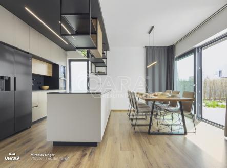 813-26927.jpg | Prodej - dům/vila, 180 m²
