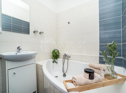 d8e-1462.jpg | Prodej bytu, 3+1, 75 m²