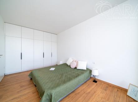 hf-12.jpg | Pronájem bytu, 2+kk, 77 m²