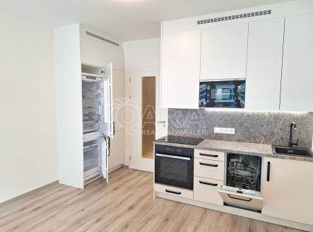 3-1.jpg | Pronájem bytu, 1+kk, 32 m²