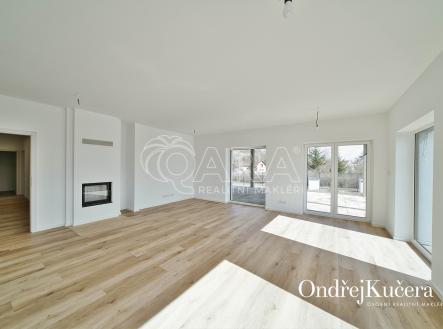 dum-jevineves-ok-26.jpg | Prodej - dům/vila, 200 m²