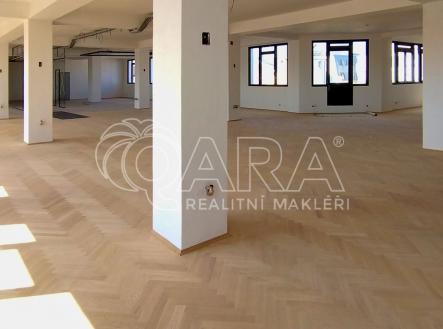 dsc-1934.jpg | Pronájem - kanceláře, 656 m²