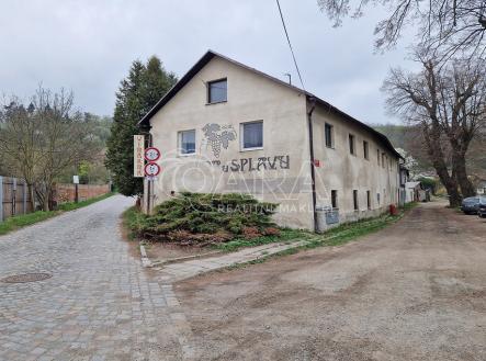 dům | Prodej - dům/vila, 245 m²
