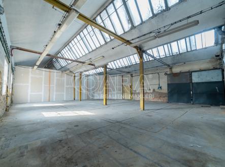fulnek-l-01.jpg | Pronájem - výrobní prostor, 183 m²
