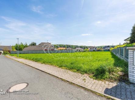 dsc-4579-enhanced-nr.jpg | Prodej - pozemek pro bydlení, 1 040 m²