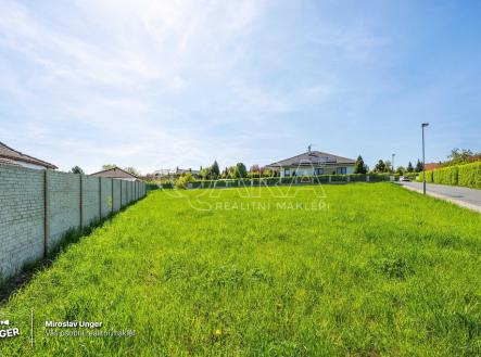 dsc-4594-enhanced-nr.jpg | Prodej - pozemek pro bydlení, 1 040 m²