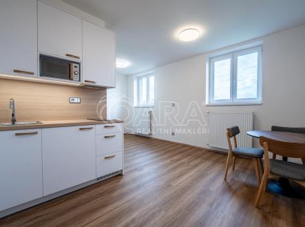 Pronájem bytu, 1+1, 33 m² obrázek