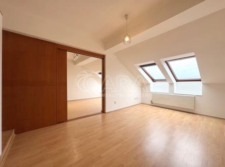 img-4804.jpeg | Pronájem bytu, 3+1, 93 m²