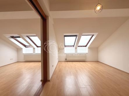 img-4807.jpeg | Pronájem bytu, 3+1, 93 m²