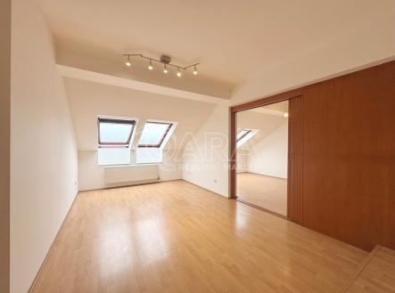img-4800.jpeg | Pronájem bytu, 3+1, 93 m²