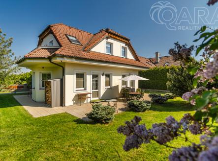 Pohled na dům | Prodej - dům/vila, 169 m²