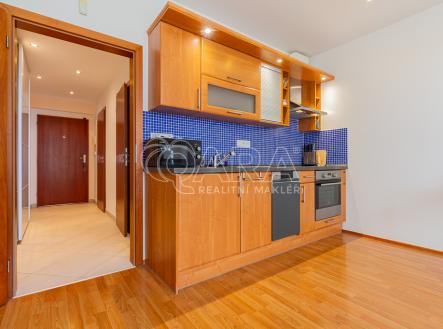 img-3244-hdr.jpg | Prodej bytu, 1+kk, 63 m²
