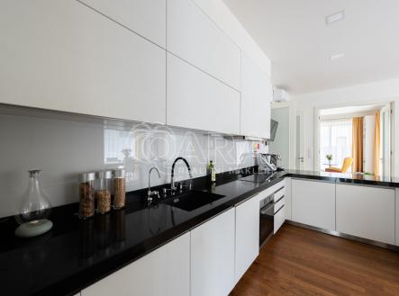dom-statenice-18-of-51.jpg | Prodej - dům/vila, 285 m²