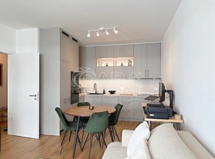 img-6349-upr.jpg | Pronájem bytu, 2+kk, 65 m²