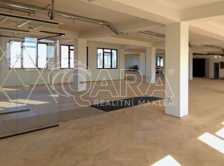 dsc-1940-1.jpg | Pronájem - kanceláře, 300 m²