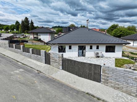 dji-20250517102341-0411-d.jpg | Prodej - dům/vila, 112 m²