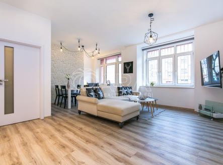Pronájem bytu, 2+kk, 59 m²