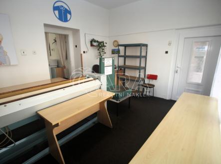 Prodej - obchodní prostor, 32 m² obrázek