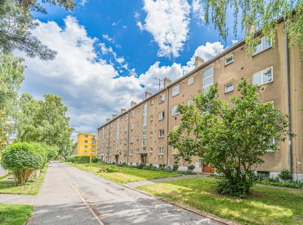Pohled do ulice | Prodej bytu, 2+1, 52 m²