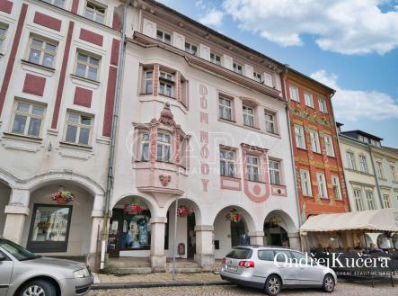 Prodej - nájemní dům, 857 m² obrázek