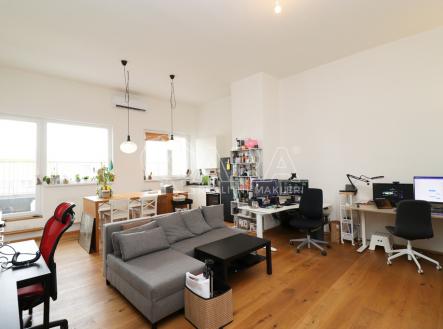Pronájem bytu, 3+1, 106 m²